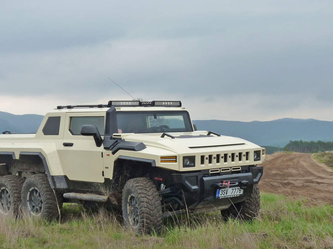 Hummer bureko 6x6