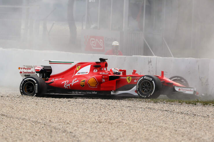 Kimi-Raeikkoenen-Ferrari-Formel-1-Test-B