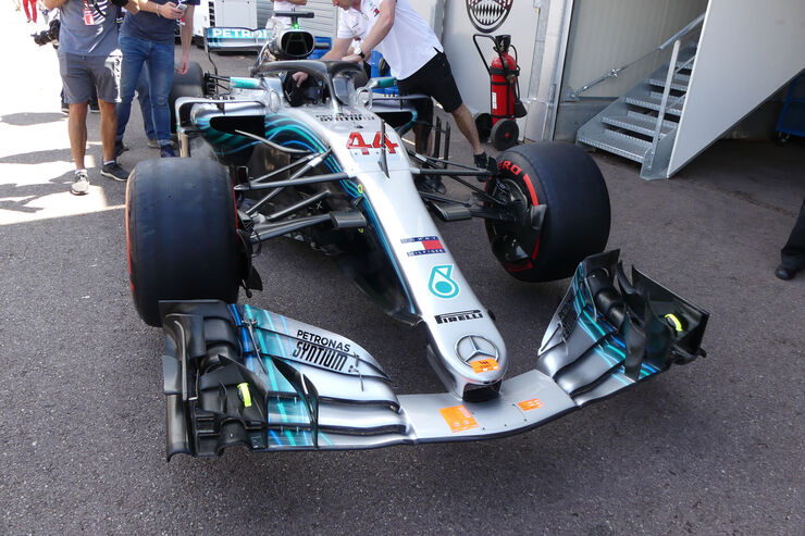 [Imagen: Mercedes-GP-Monaco-Formel-1-Mittwoch-23-...165342.jpg]