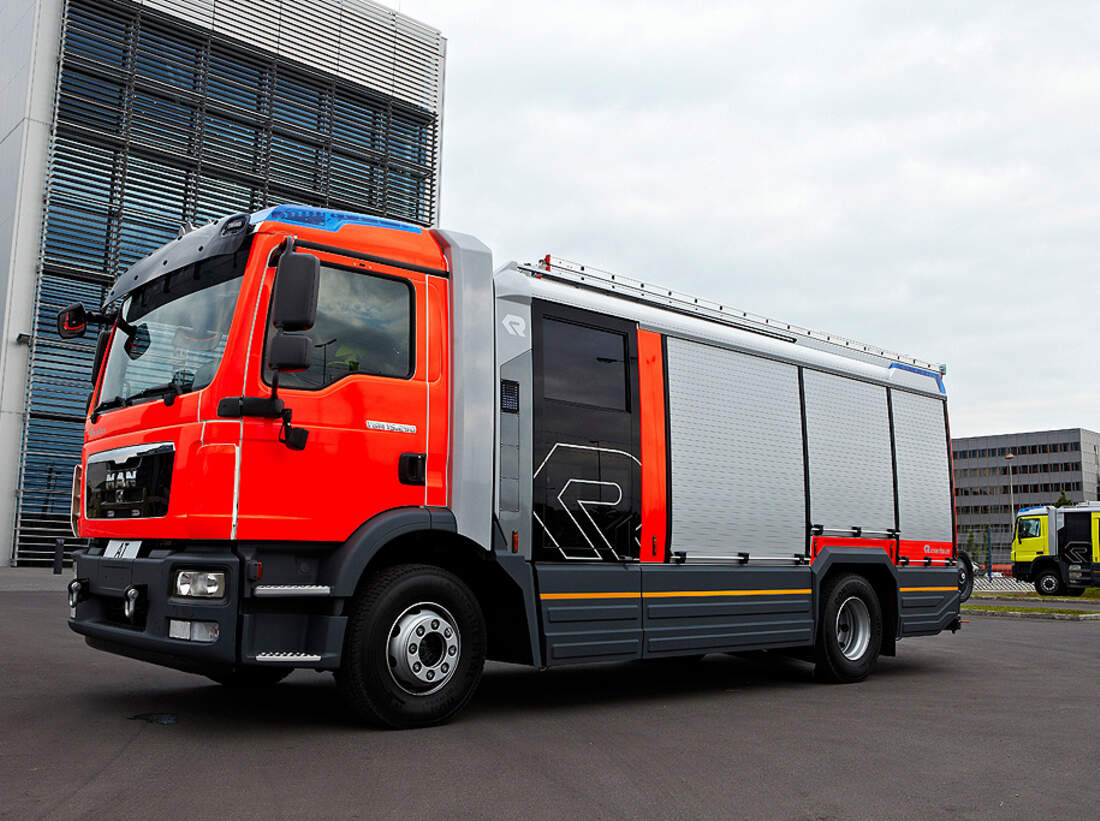 Feuerwehr-Führerschein: Einsatzfahrzeuge Bis 7,5 T Mit Klasse B - Auto ...