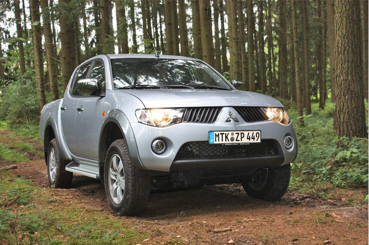 Mitsubishi l200 intense